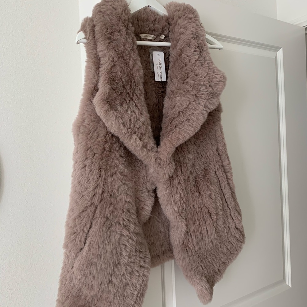 Jacket (sleeveless) new with tags